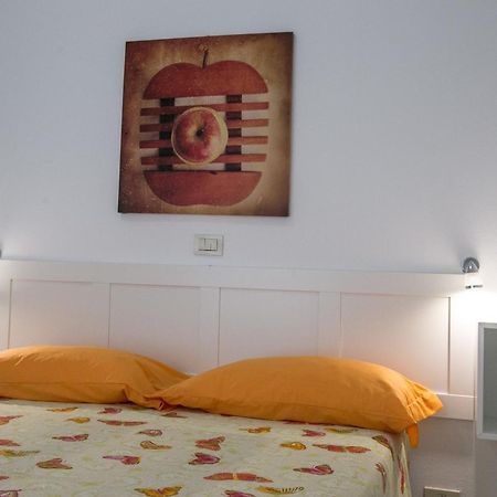 Residence Villa Ofelia Rimini Værelse billede