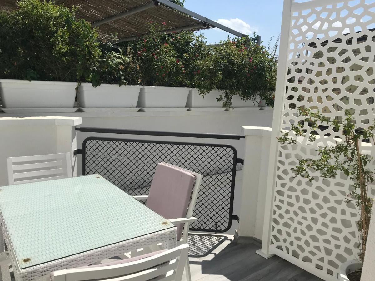 Residence Villa Ofelia Rimini Eksteriør billede