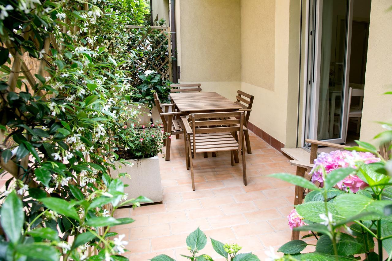 Residence Villa Ofelia Rimini Eksteriør billede